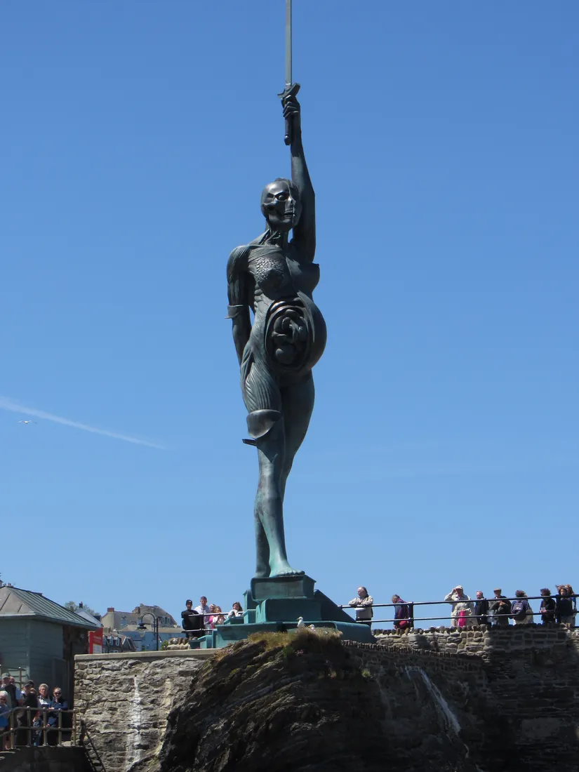 Gareth James · Damien Hirst's Verity at Ilfracombe harbour - geograph.org.uk - 3505495