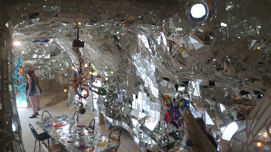 Pielleunipi · Niki de Saint Phalle Imperatrice
